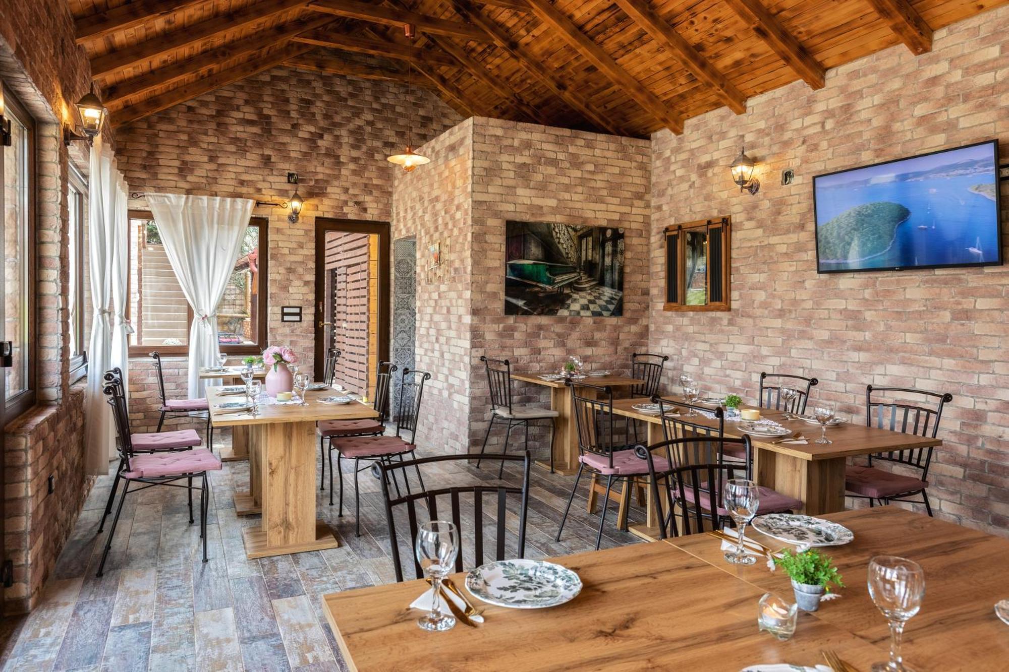 Apartments Green Park Rakovica Exterior photo